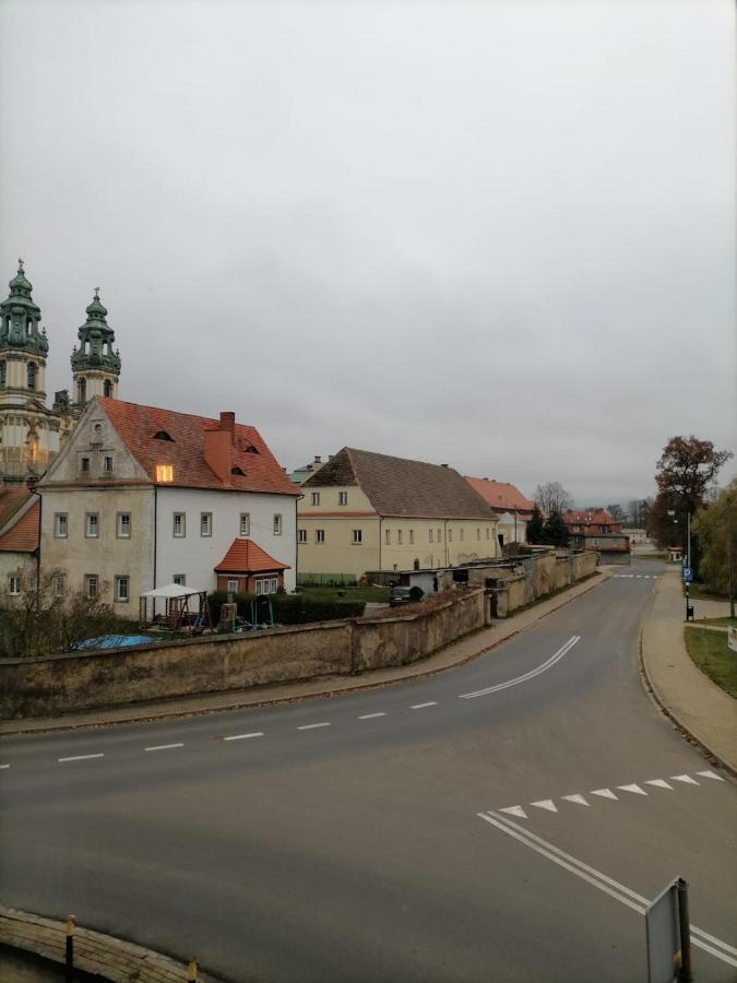 Apartament Mieszkanie Krzeszow Europejska Perla Baroku ภายนอก รูปภาพ