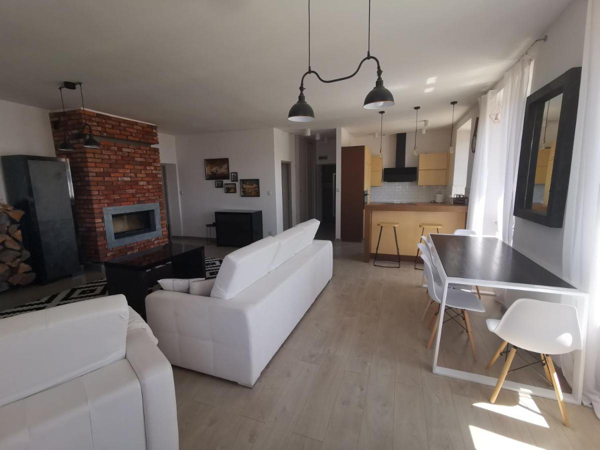 Apartament Mieszkanie Krzeszow Europejska Perla Baroku ภายนอก รูปภาพ